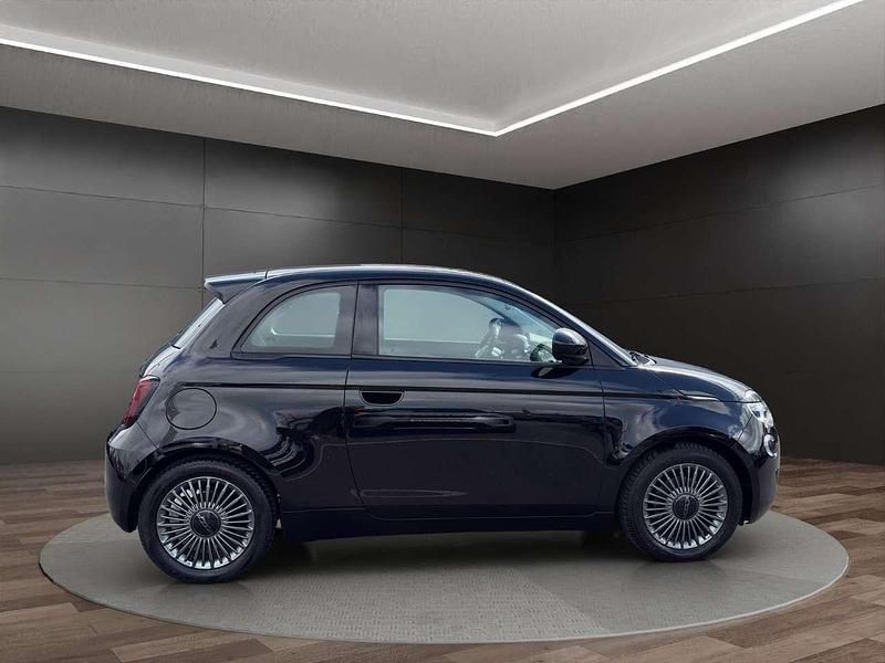 Gebraucht Fiat 500e 86 kW (118 PS) 2022 Schwarz Limousine