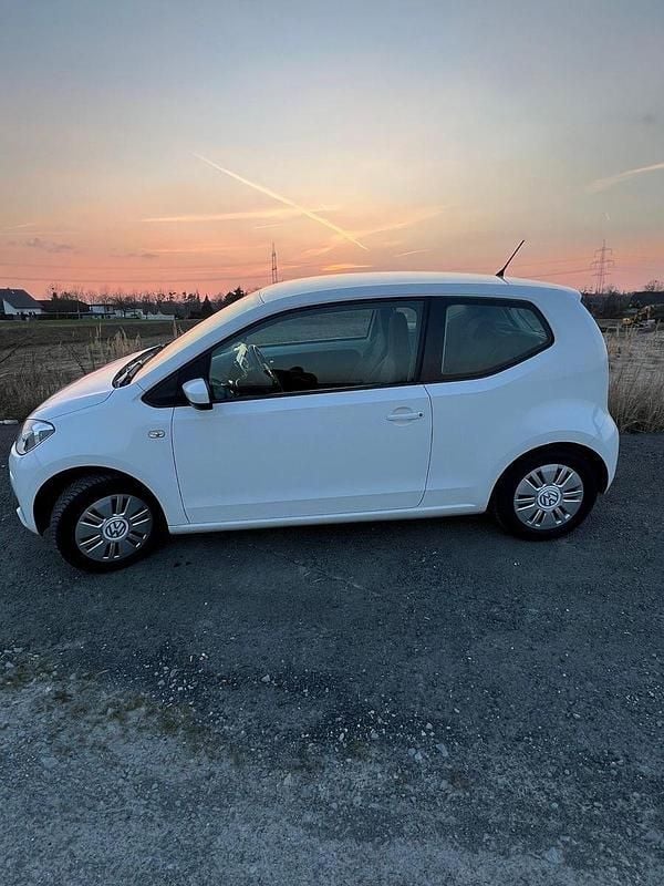 Second-hand VW up! 60 CP (44 kW) 2016 Alb Hatchback