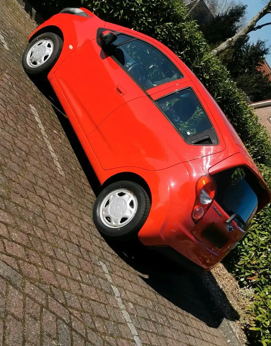 Second-hand Chevrolet Spark 68 CP (50 kW) 2013 Roșu Hatchback
