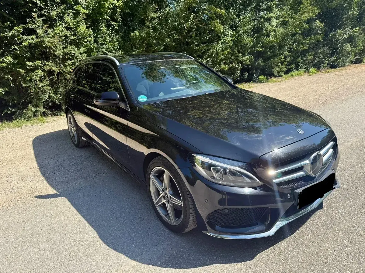 Gebraucht Mercedes C220 AMG 170 PS (125 kW) 2017 Schwarz Limousine