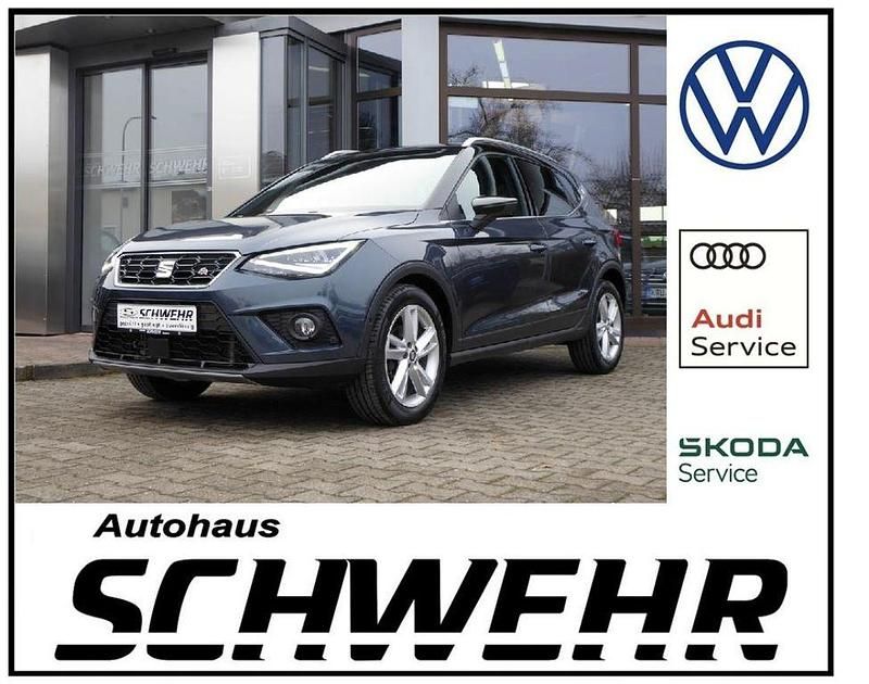 Magnetic grau metallic Gebraucht 2021 Seat Arona FR SUV | 18.390 € (Etwas zu teuer) - Bild 1/4