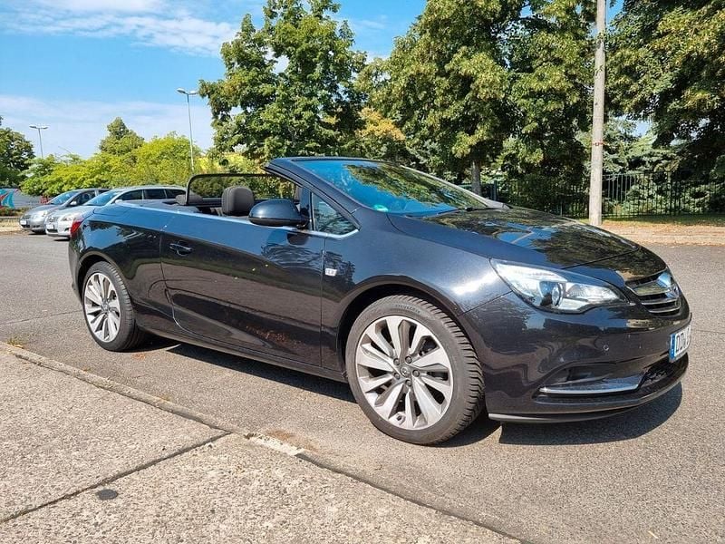 Gebraucht Opel Cascada Innovation 140 PS (102 kW) 2013 Schwarz Cabrio