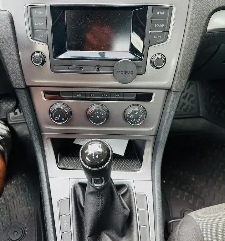 Gebraucht VW Golf VII LOUNGE 86 PS (63 kW) 2015 Kombi