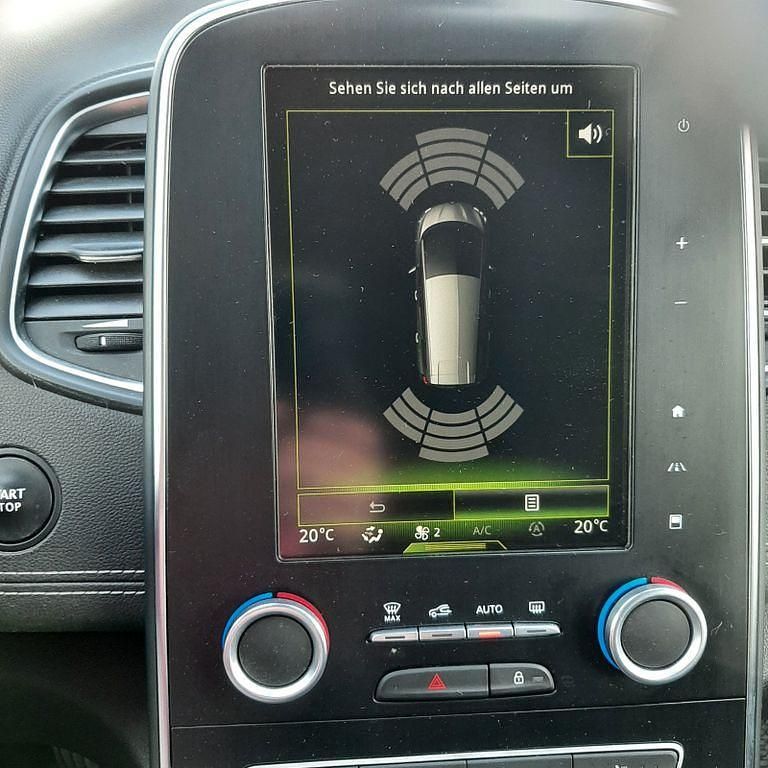 Weiß Gebraucht 2017 Renault Grand Scénic IV Bose Edition Van / Kleinbus | 14.000 € - Bild 1/4