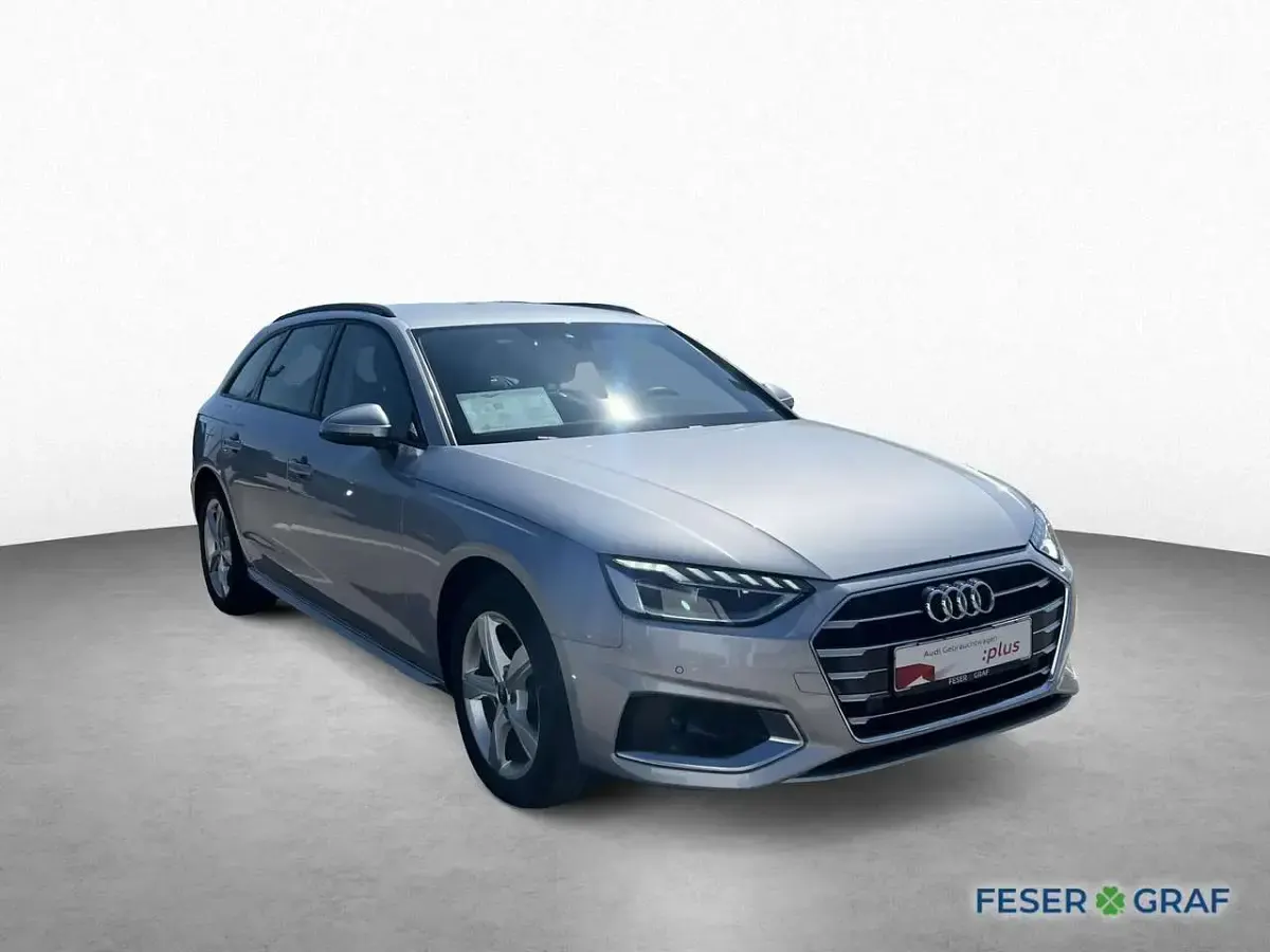 Gebraucht Audi A4 Advanced 163 PS (119 kW) 2024 Florettsilber metallic Kombi