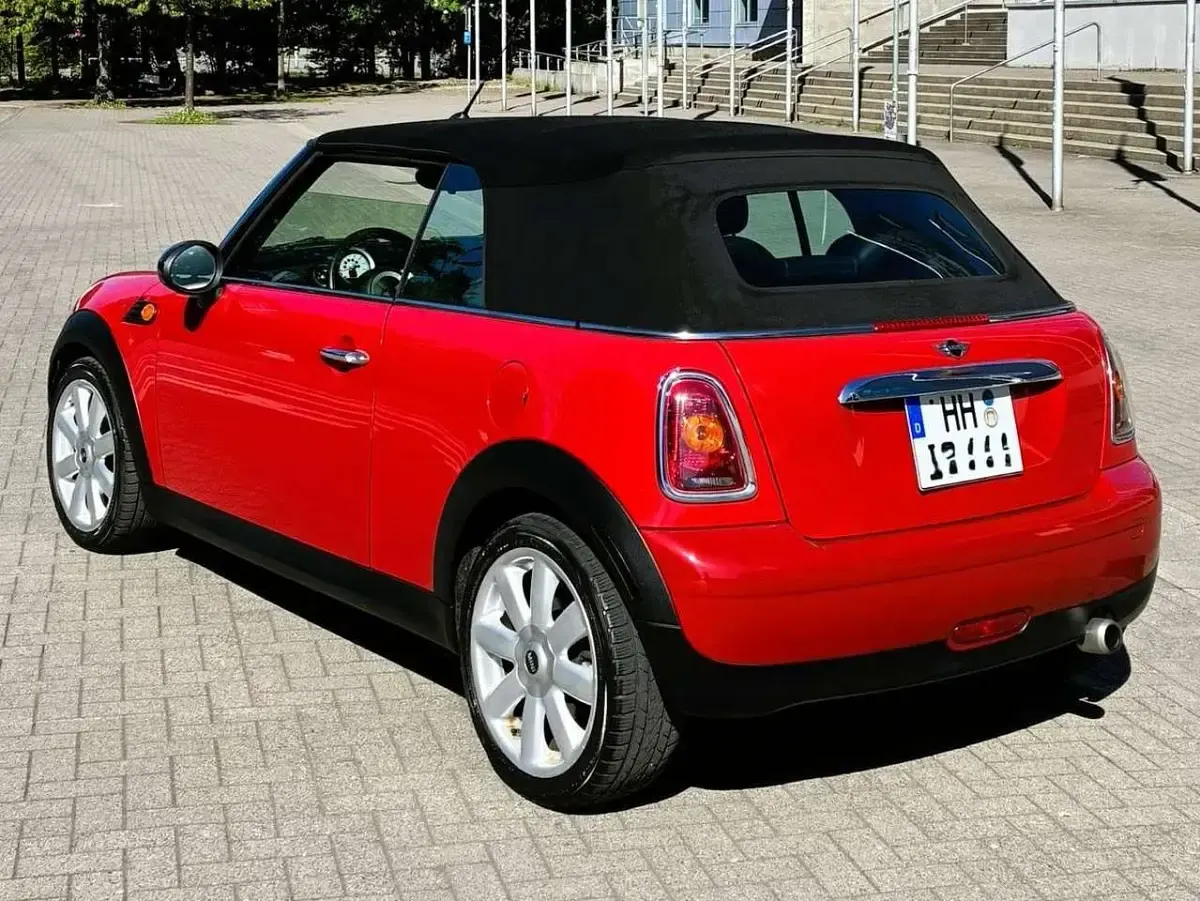 Brugt Mini Cooper Cabriolet 116 HK (85 kW) 2009 Rød Cabriolet