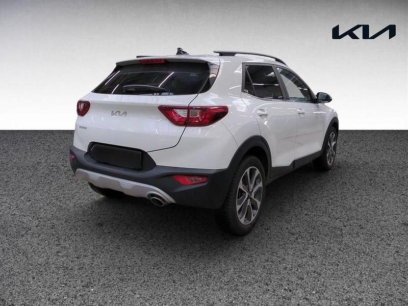 Gebraucht Kia Stonic Spirit 101 PS (74 kW) 2025 Weiss SUV