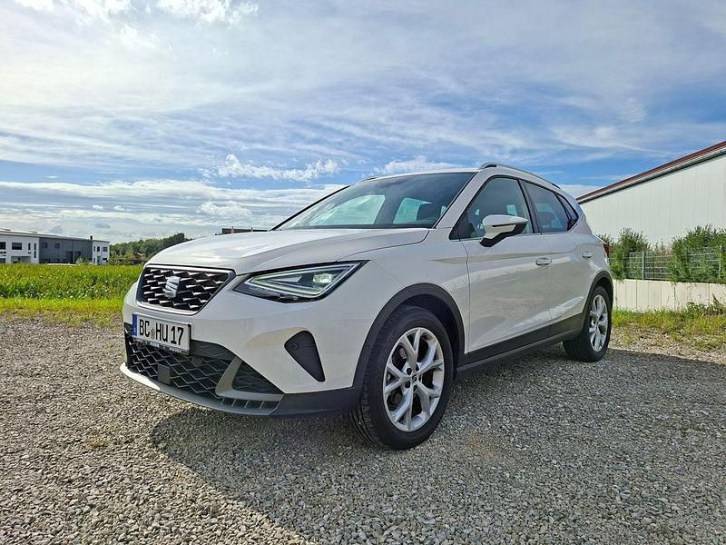 Gebraucht Seat Arona FR 110 PS (80 kW) 2023 Weiß SUV