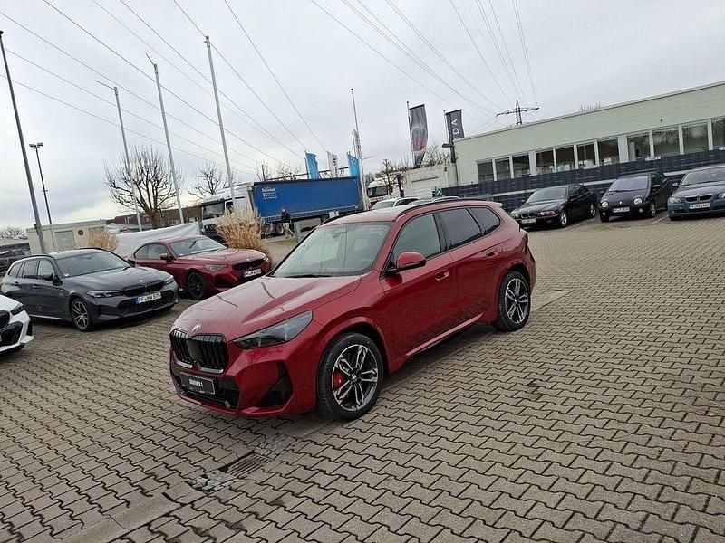 Ny BMW X1 Performance 218 HK (160 kW) 2026 Rød SUV