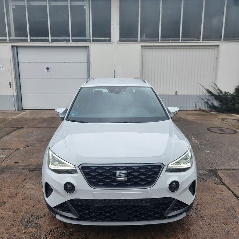 Gebraucht Seat Arona FR Sport 116 PS (85 kW) 2024 Weiß SUV