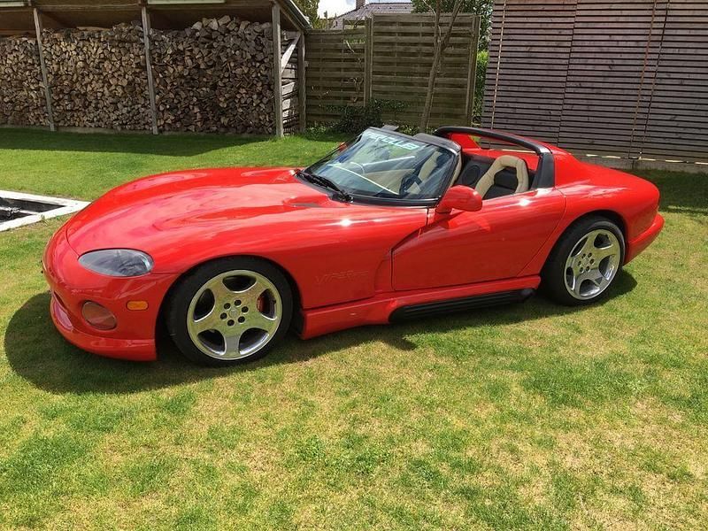 Rot Gebraucht 1994 Dodge Viper Cabrio | 64.500 € - Bild 1/4