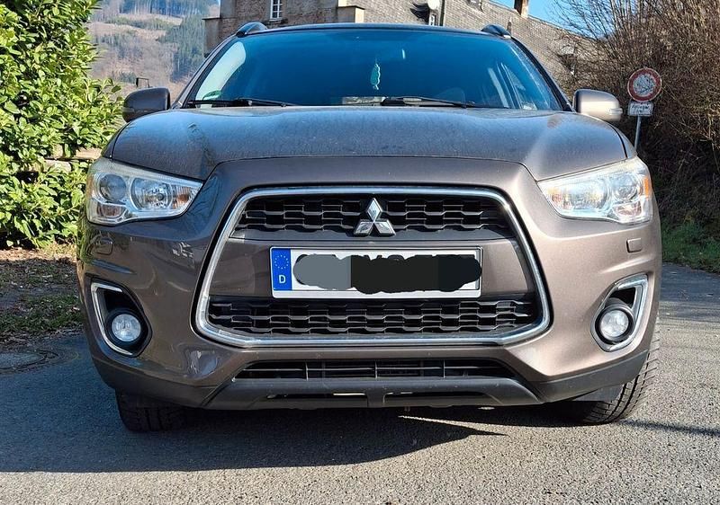 Gebraucht Mitsubishi ASX 150 PS (110 kW) 2013 Braun SUV