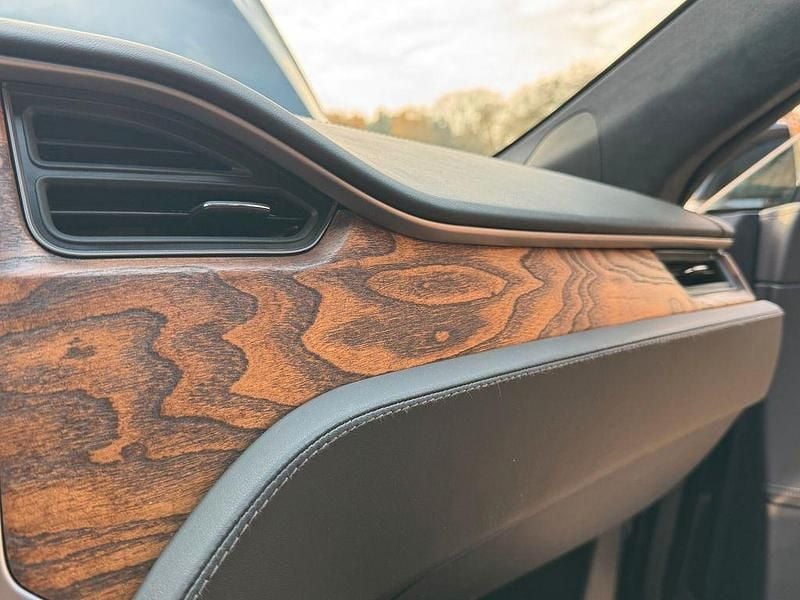 Gebraucht Tesla Model S 386 kW (525 PS) 2020 Schwarz Kleinwagen