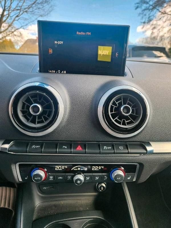 Second-hand Audi A3 150 CP (110 kW) 2019 Negru Berlinǎ