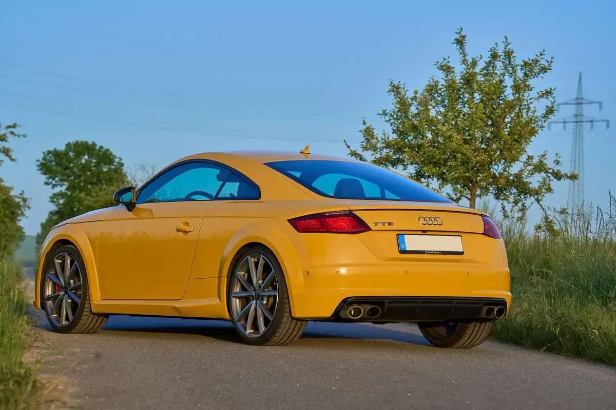 Gebraucht Audi TTS Design 310 PS (228 kW) 2018 Gelb Coupé