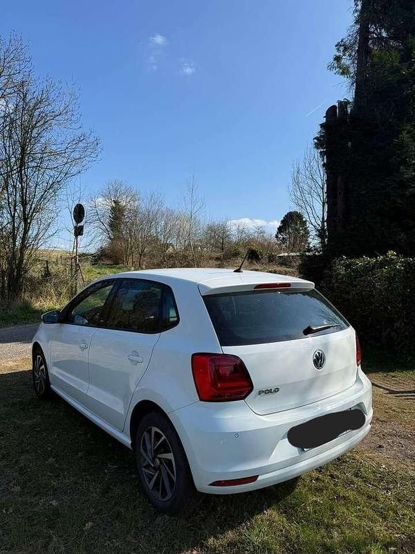 Gebraucht VW Polo Sound 60 PS (44 kW) 2017 Limousine