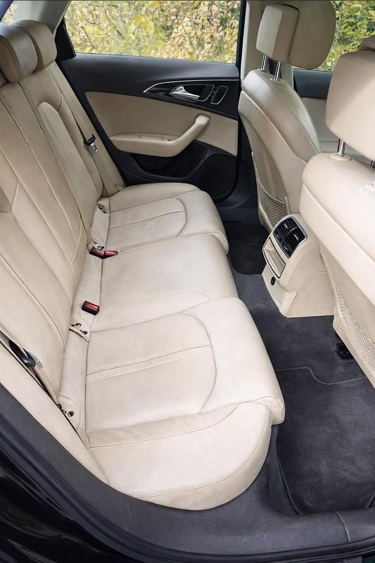 Gebraucht Audi A6 205 PS (150 kW) 2013 Blau Kombi