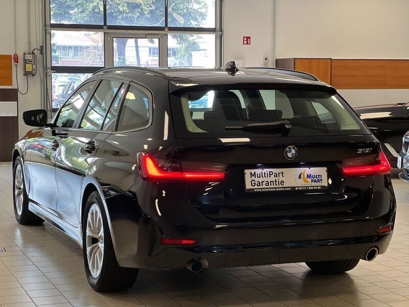 Gebraucht BMW 318 Advantage 156 PS (114 kW) 2022 Schwarz ii Kombi