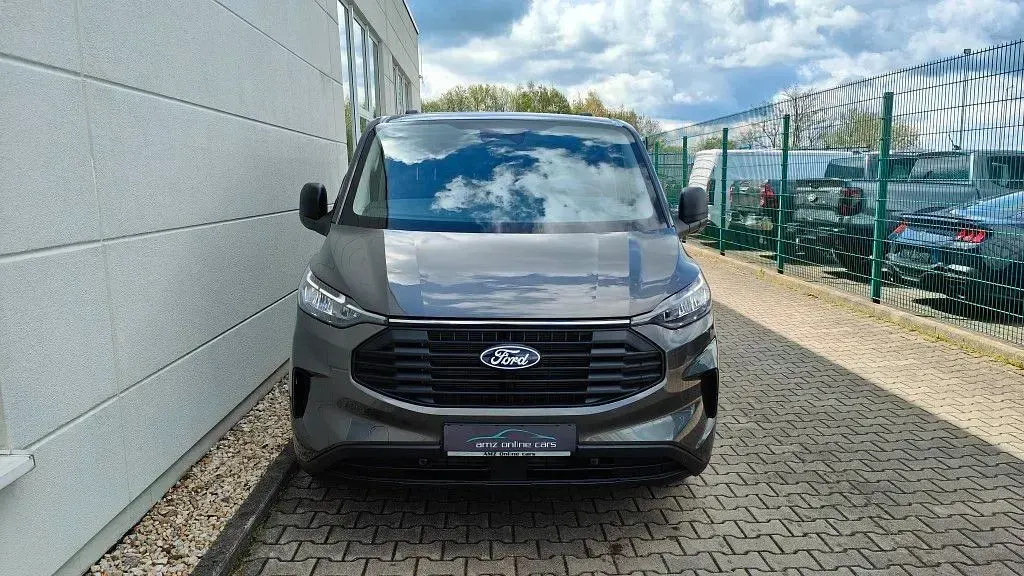 Neu Ford Transit Custom Trend 170 PS (125 kW) 2025 Silber Limousine
