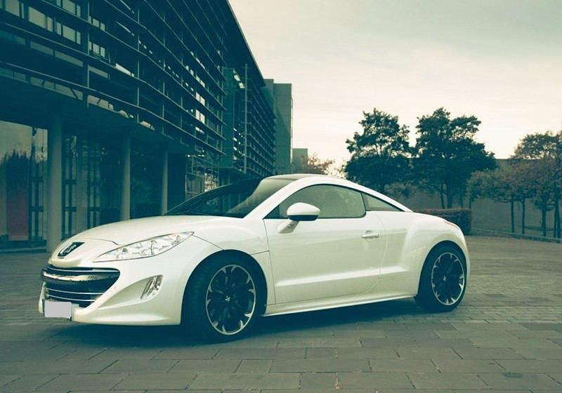 Gebraucht Peugeot RCZ 163 PS (119 kW) 2010 Weiß Coupé