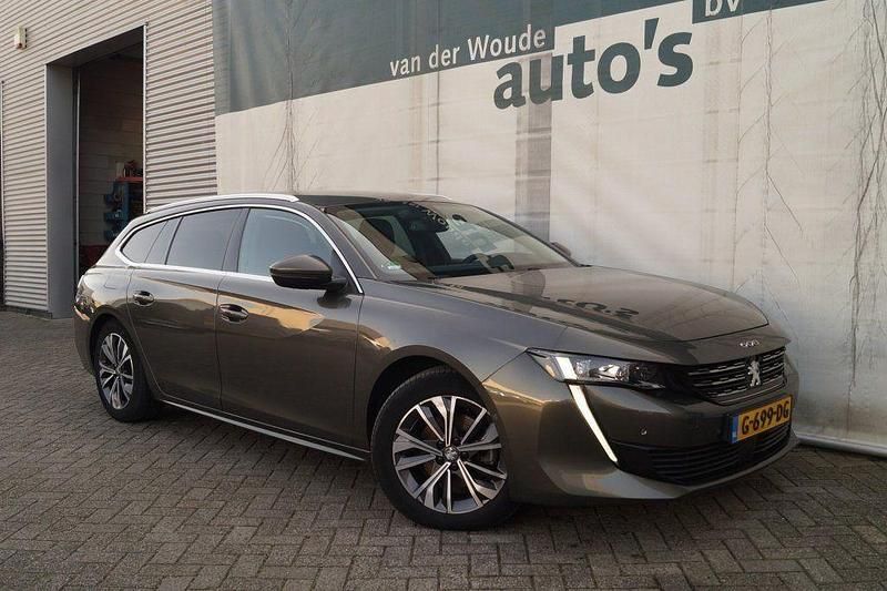 Gebraucht Peugeot 508 Allure 131 PS (96 kW) 2019 Grau Kombi