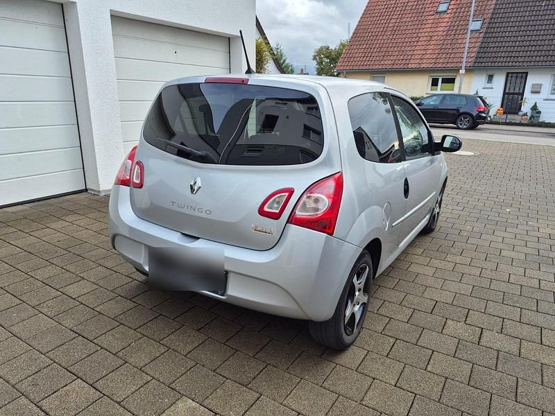 Gebraucht Renault Twingo 75 PS (55 kW) 2013 Silber Kleinwagen