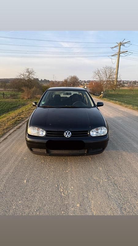 Gebraucht VW Golf IV 101 PS (74 kW) 1999 Schwarz Kleinwagen
