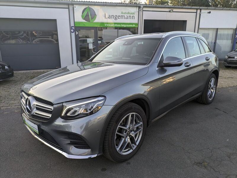 Selenitgrau metalliclack Gebraucht 2018 Mercedes GLC350 AMG SUV | 23.960 € (Superpreis) - Bild 1/4