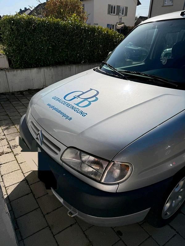 Gebraucht Citroën Berlingo 90 PS (66 kW) 2001 Silber Van / Kleinbus