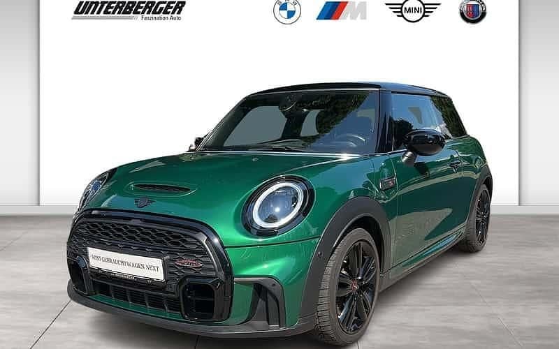 Grün Gebraucht 2022 Mini Cooper S Clubman Kombi | 28.990 € (Fairer Preis) - Bild 1/4