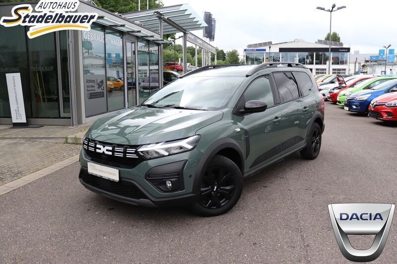 Staubgrau Gebraucht 2023 Dacia Jogger Extreme Van / Kleinbus | 19.990 € (Etwas zu teuer) - Bild 1/4
