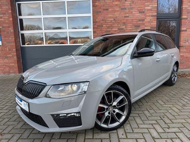 Grau Gebraucht 2016 Skoda Octavia RS Kombi | 9.950 € (Superpreis) - Bild 1/4