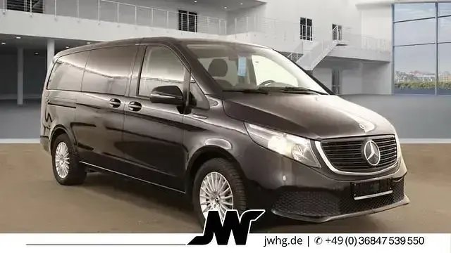 Gebraucht Mercedes EQV300 150 kW (204 PS) 2022 Obsidianschwarz metallic Van / Kleinbus