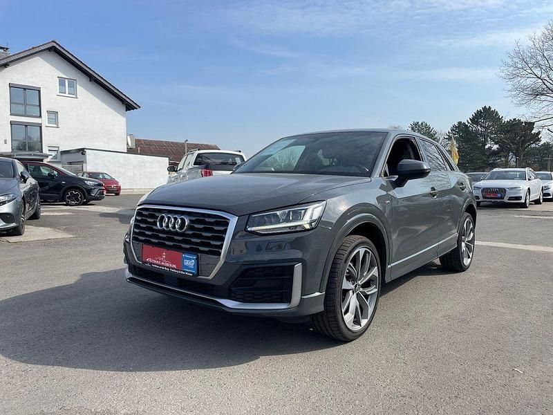Gebraucht Audi Q2 Design 150 PS (110 kW) 2020 Grau SUV