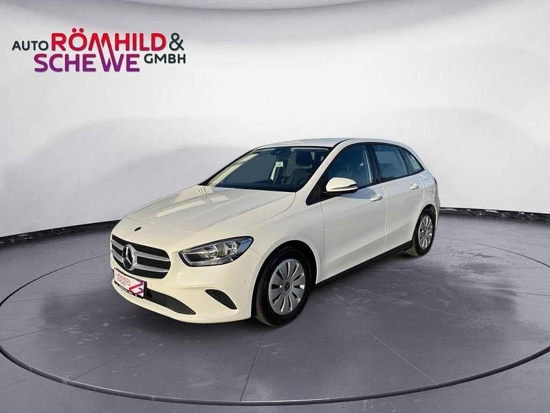 Weiß Gebraucht 2019 Mercedes B200 Van / Kleinbus | 21.990 € (Guter Preis) - Bild 1/4