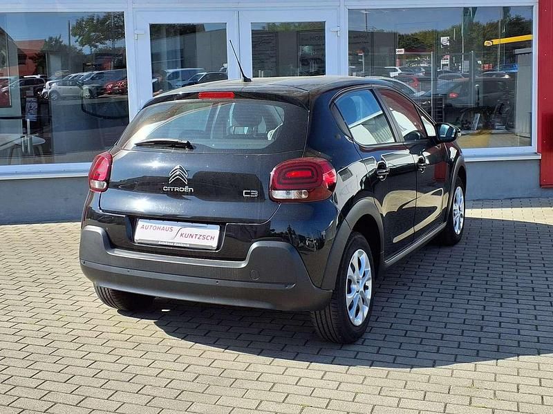 Gebraucht Citroën C3 Feel 83 PS (61 kW) 2020 Perlaneraschwarz Kleinwagen