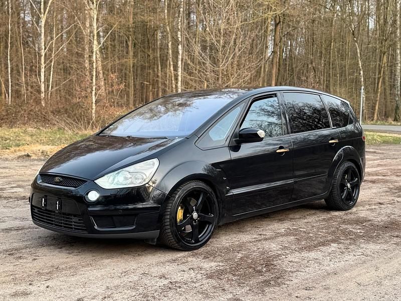 Gebraucht Ford S-MAX Titanium 215 PS (158 kW) 2008 Schwarz Van / Kleinbus