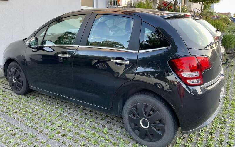 Gebraucht 2012 Citroën C3 SELECTION Kleinwagen | 2.700 € (Guter Preis) - Bild 1/4
