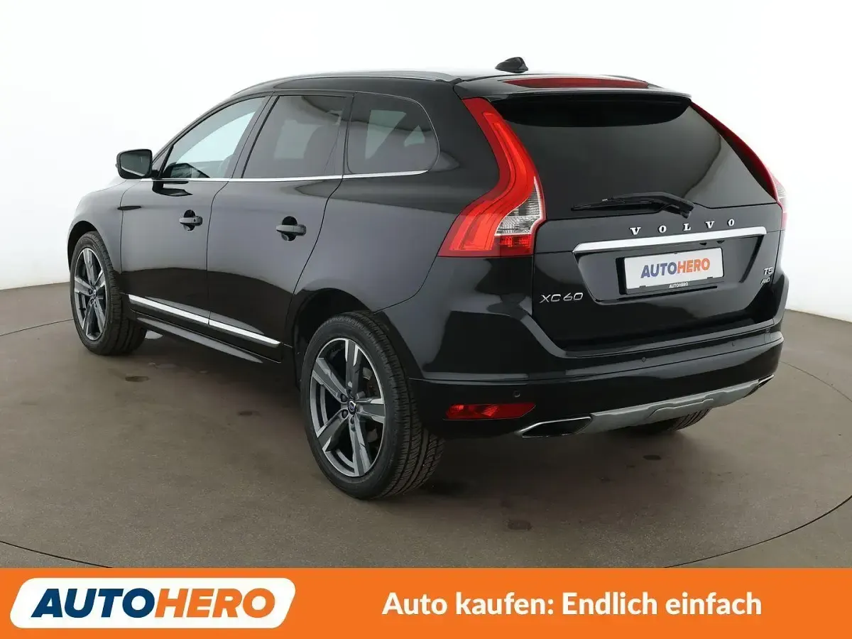 Gebraucht Volvo XC60 Summum 245 PS (180 kW) 2017 Schwarz SUV