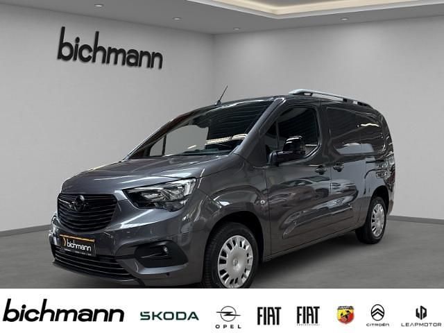 Grau Gebraucht 2022 Opel Combo Edition Van / Kleinbus | 16.590 € (Fairer Preis) - Bild 1/4