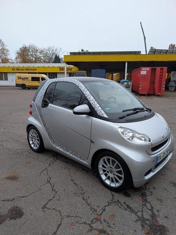 Silber Gebraucht 2007 Smart ForTwo Coupé Passion Coupé | 2.800 € (Fairer Preis) - Bild 1/4