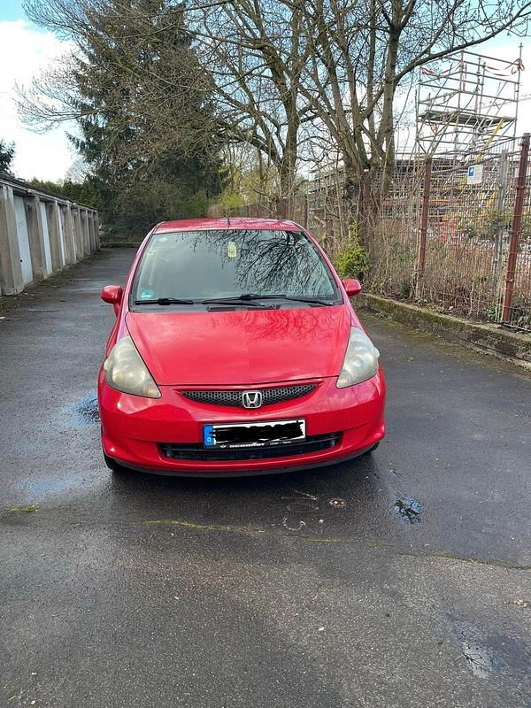 Gebraucht Honda Jazz 78 PS (57 kW) 2005 Rot Kleinwagen