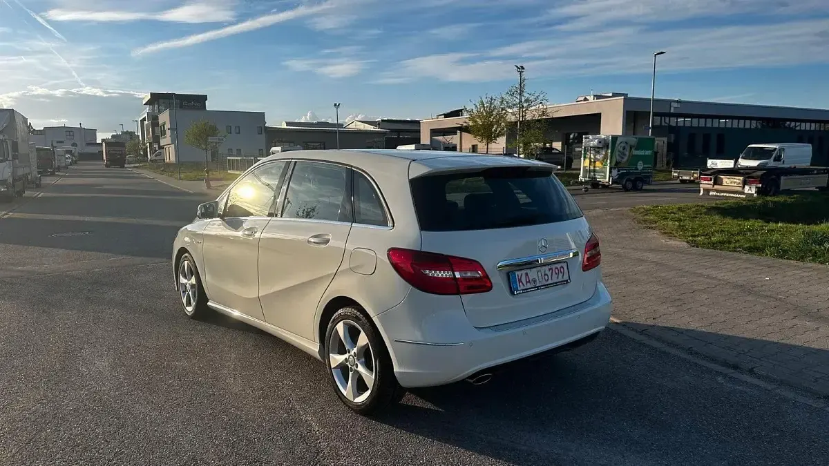 Brugt Mercedes B200 156 HK (114 kW) 2012 Hvid MPV