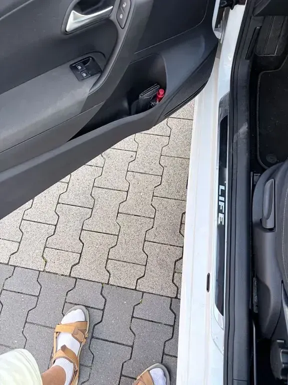 Gebraucht VW Polo Life 75 PS (55 kW) 2013 Weiß Kleinwagen