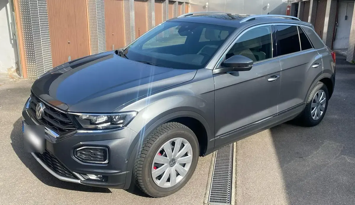 Używany VW T-Roc 190 KM (139 kW) 2018 Szary SUV