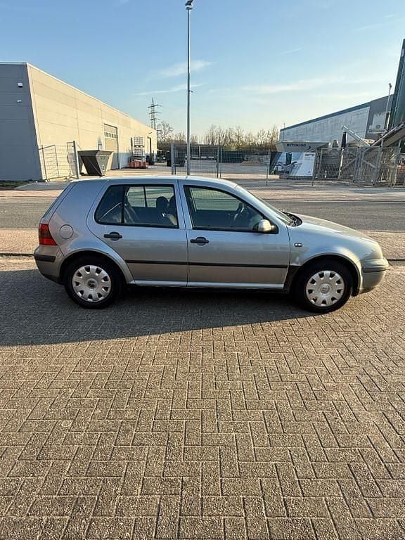 Gebraucht VW Golf IV 110 PS (80 kW) 2002 Silber Limousine