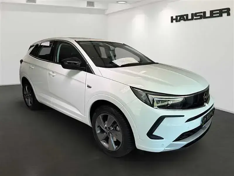 Gebraucht Opel Grandland X Enjoy 131 PS (96 kW) 2024 Weiß SUV
