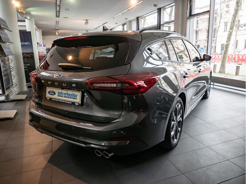 Neu Ford Focus ST-Line 155 PS (114 kW) 2025 Grau Kombi