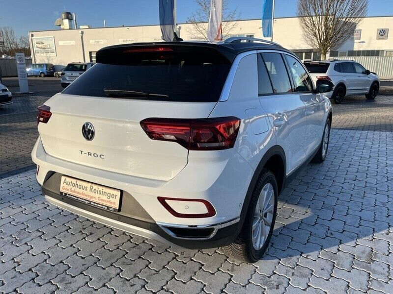 Gebraucht VW T-Roc Style 110 PS (80 kW) 2023 Pure white (weiß) SUV