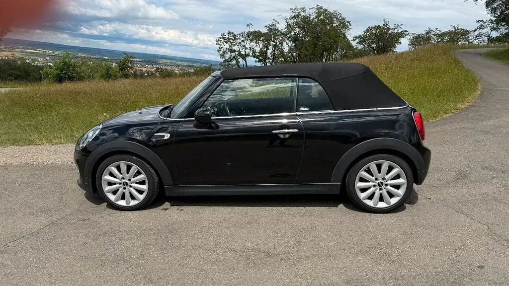 Gebraucht Mini Cooper D Cabriolet 116 PS (85 kW) 2019 Schwarz Cabrio
